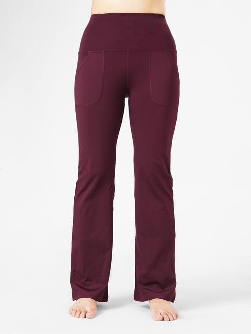 Proactive Pocket Flare legging in Maroon